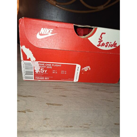 Nike Roshe One Flight Red Size 5.5 Youth 705485-601 - Picture 10 of 11